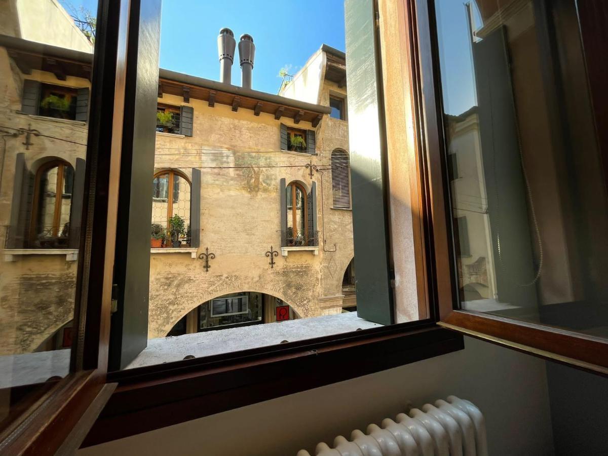 Santa Caterina: Charming Apartment Тревизо Екстериор снимка
