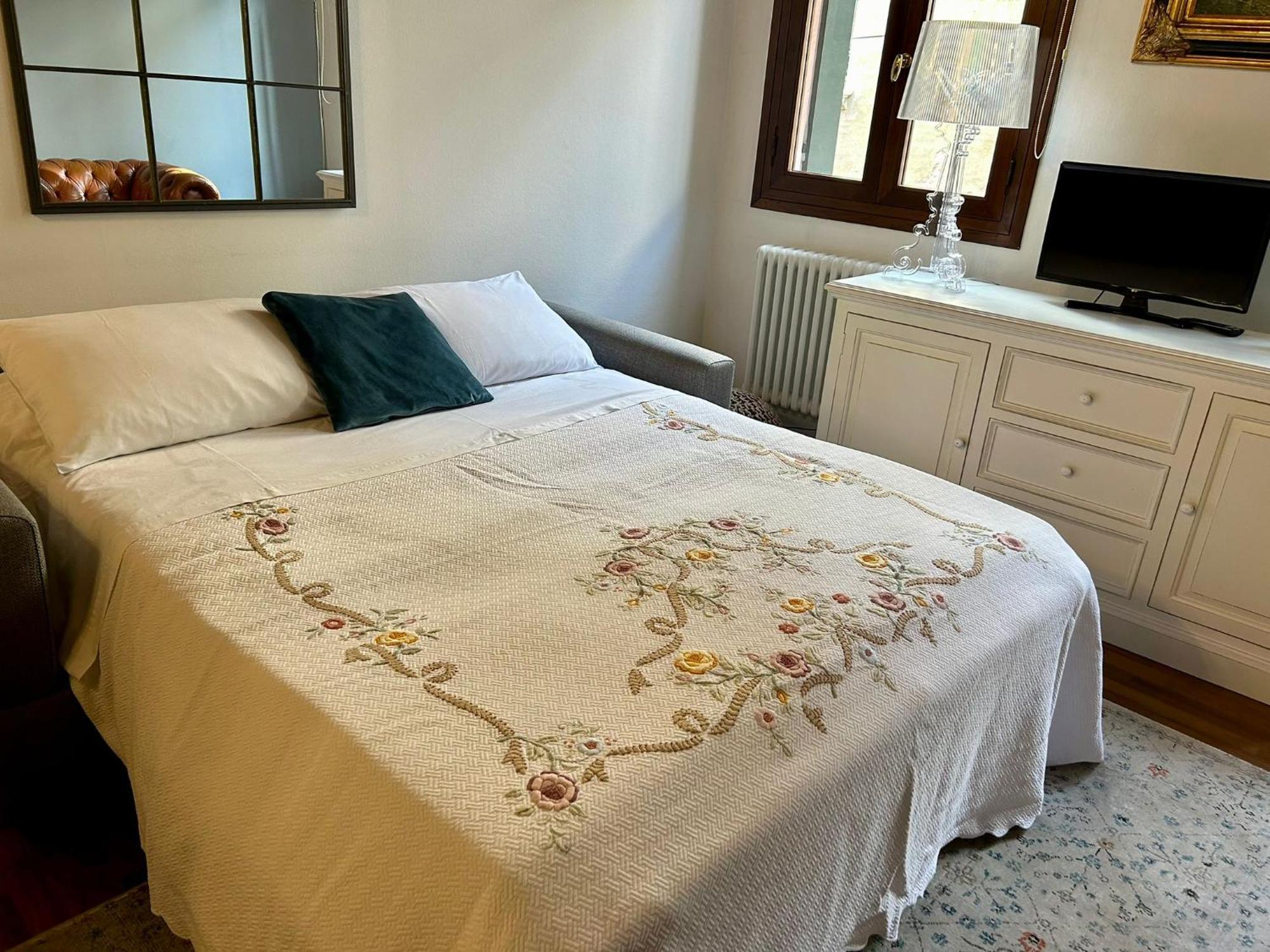 Santa Caterina: Charming Apartment Тревизо Екстериор снимка